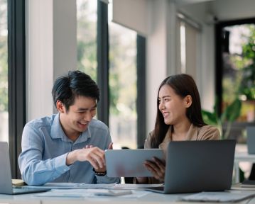 Currículo ou curriculum: qual a forma correta? (CV 2025)